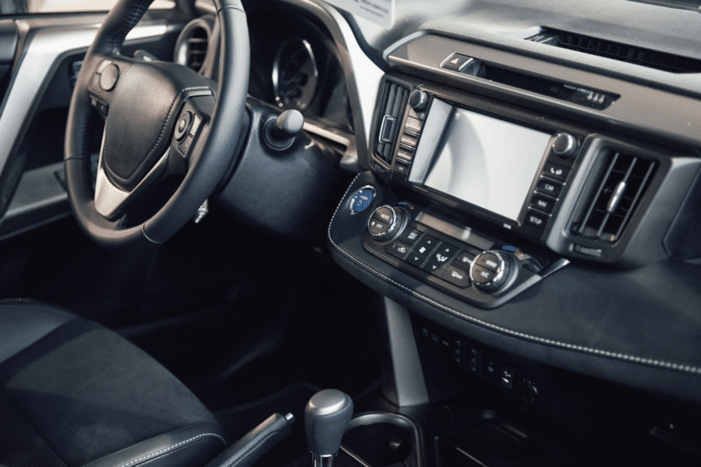 ทําความสะอาดภายในรถยนต์