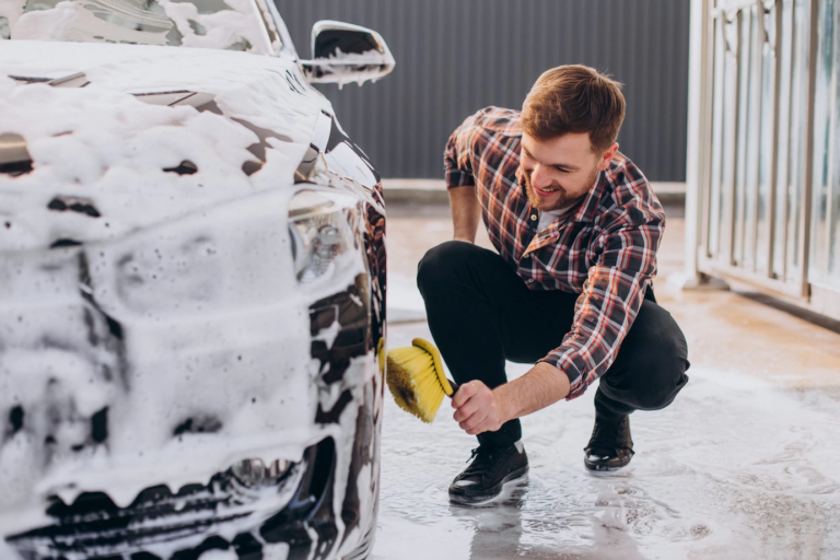 7 ขั้นตอนการล้างรถ คาร์แคร์ ที่จะช่วยให้รถยนต์คู่ใจของคุณกลับมาใหม่เอี่ยมอีกครั้ง